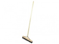 Brooms & Dustpans